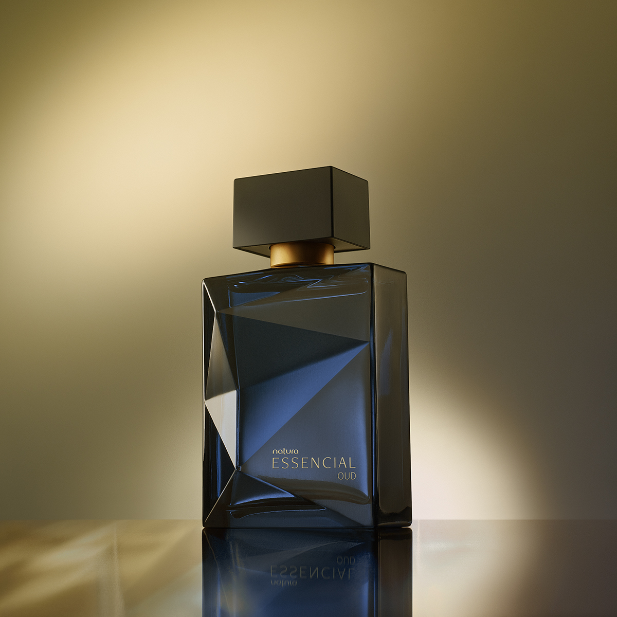 Deo Parfum Essencial Oud Masculino - 100ml - Imagem 2